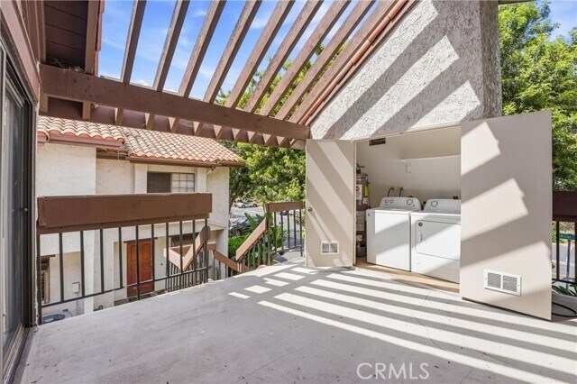 Foto del edificio - 302 Maui Dr