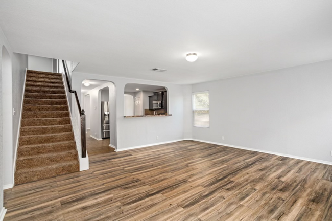 Building Photo - 2311 S Rim