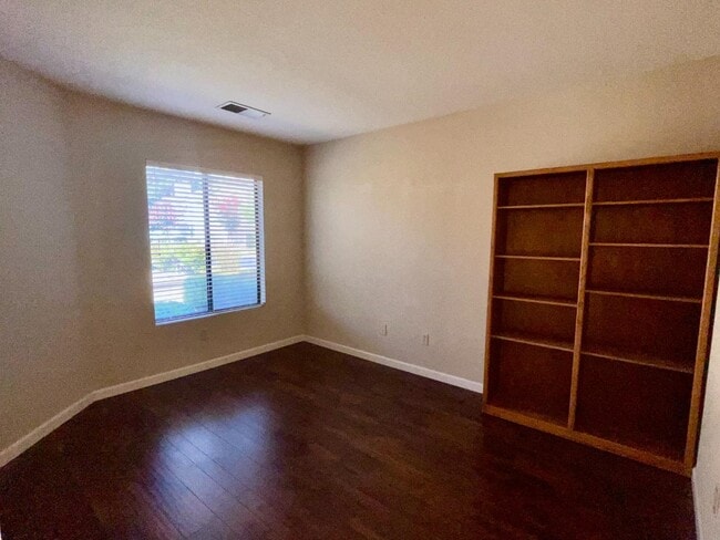 Building Photo - 7711 Galloway Dr