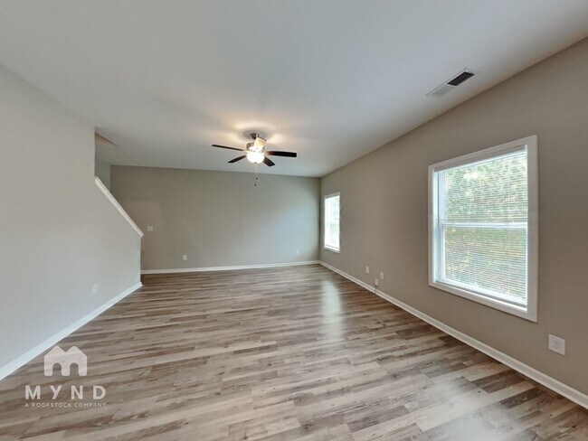 Foto del edificio - 386 Springwater Wy