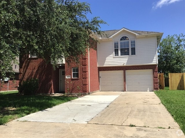 Building Photo - 5114 Chase Court Dr