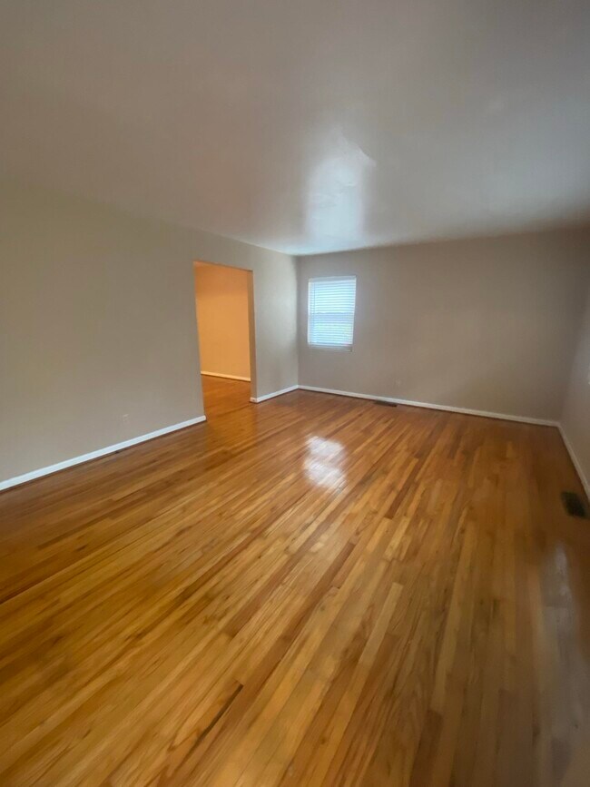 Foto del edificio - 1504 Sunset Ln