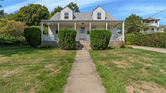 Building Photo - 56 Ruggles Ave