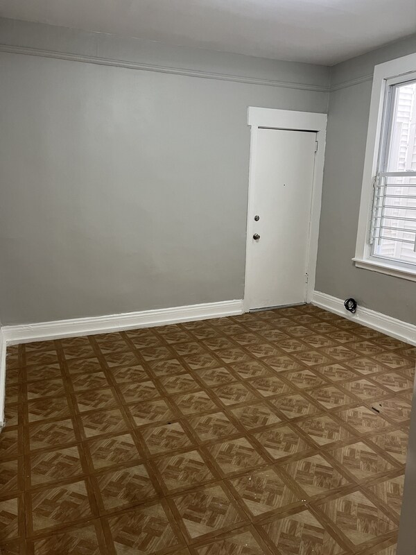 Foto del edificio - 8362 S Brandon Ave