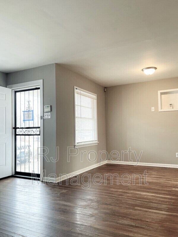 Foto del edificio - 3562 Bigelow St