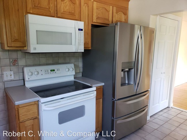Building Photo - 2 br, 1.5 bath House - 29 Grandview Avenue