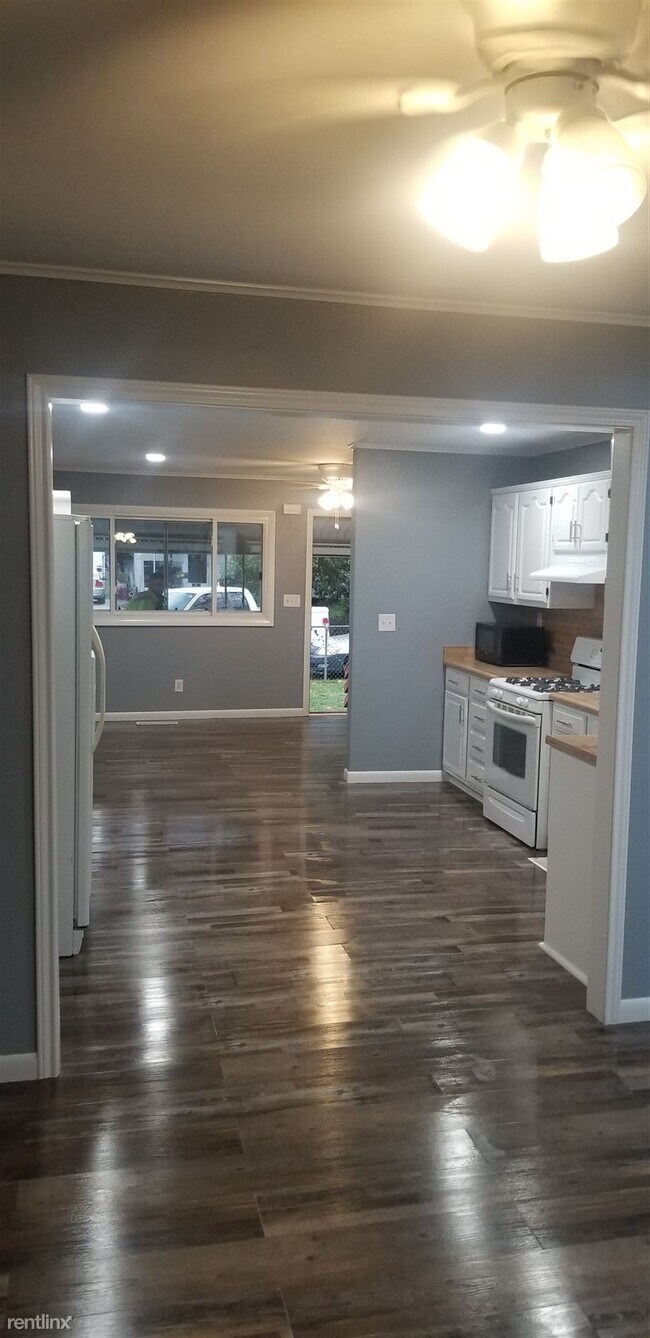 Building Photo - 4 br, 2 bath House - 2710 N Norwood Ave