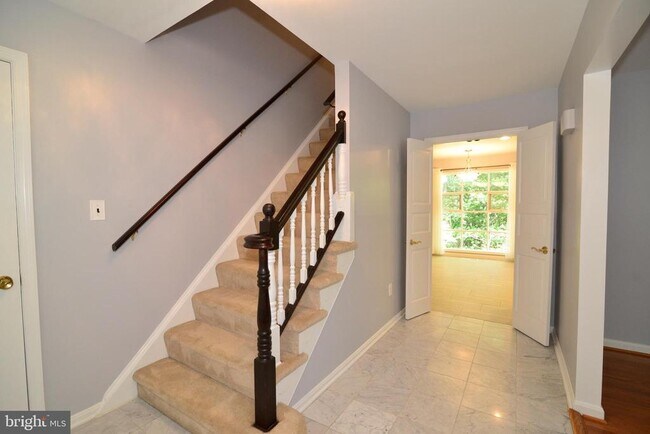 Foto del edificio - 1317 Forestwood Dr