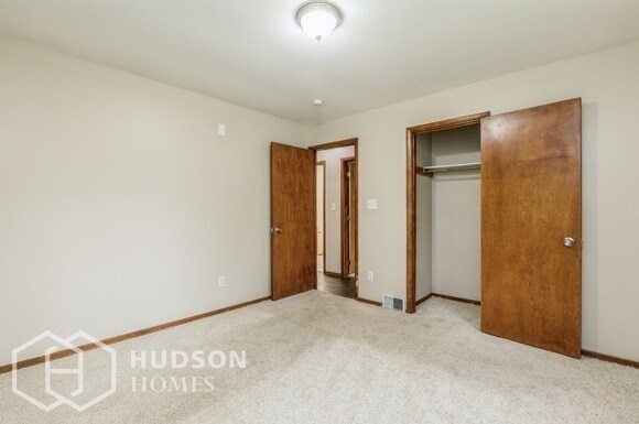 Foto del edificio - 140 Knowlson Ave