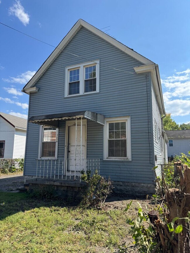 Foto del edificio - 3 bd house near Slavic Village/North Broadway