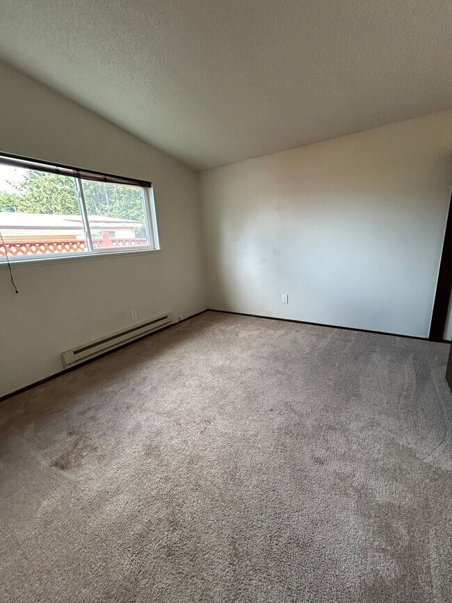 Foto del edificio - Small Dog Friendly Rambler, 3 Bed/1 Bath, ...