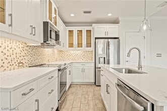 Building Photo - 6954 Avalon Cir