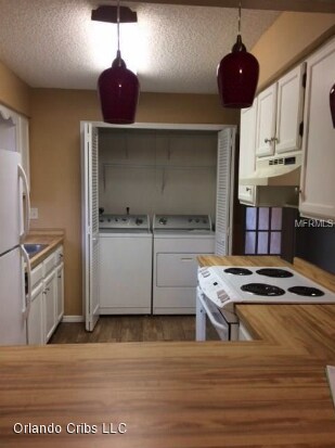 Foto del edificio - 2 br, 2 bath House - 643 West Oak Terrace ...