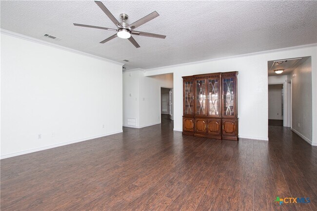 Foto del edificio - 1802 Lava Ln