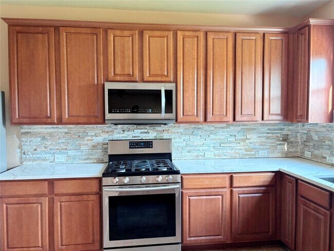 Foto del edificio - 4116 Meadow Bluff Way