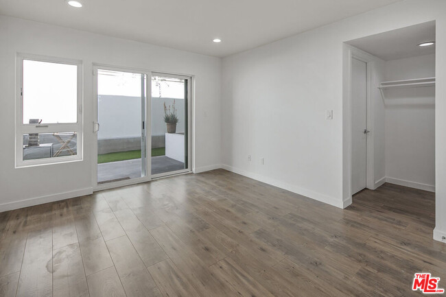 Building Photo - 6615 Leland Way
