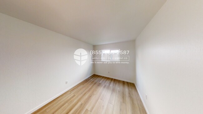 Building Photo - 5711 San Diego St