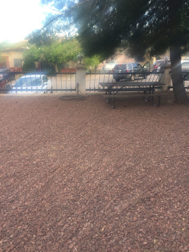 Foto del edificio - 790 W Mesa Verde Dr