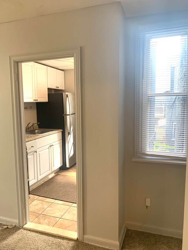LR into Kitchen - 3031 Cedar St