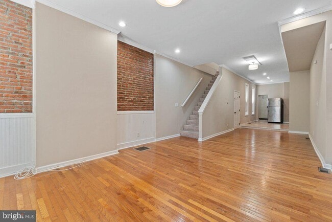 Foto del edificio - 226 S Patterson Park Ave