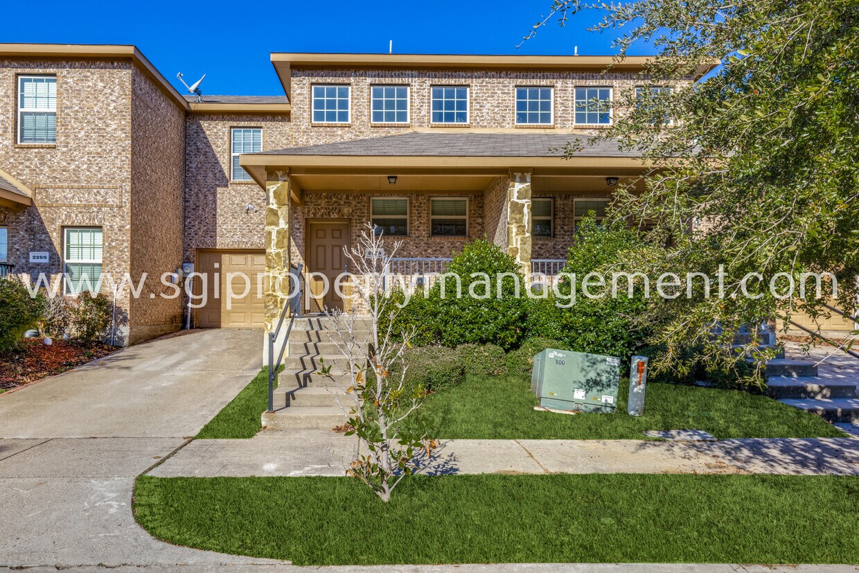 Primary Photo - 2265 Stonebrook Ln