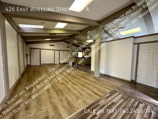 Foto del edificio - 426 E Wheeling St