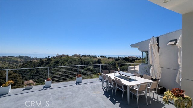 Building Photo - 28405 Via Acero St