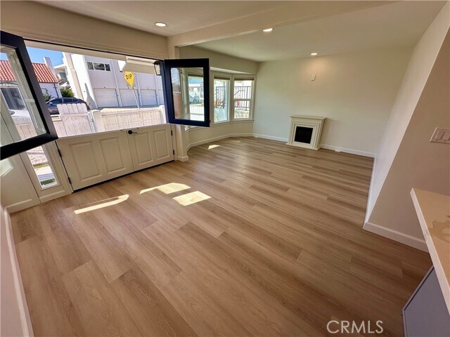 Foto del edificio - 934 Manhattan Ave