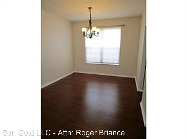 Building Photo - 4 br, 2.5 bath House - 10720 Alyssa Way