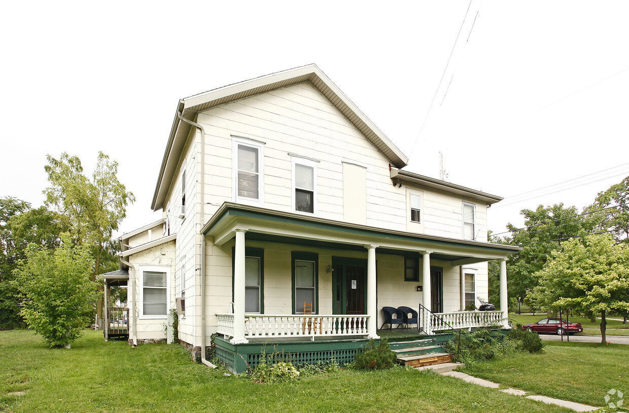 Primary Photo - 800-802 N Capitol Ave