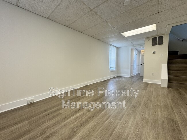 Foto del edificio - 152 E South St