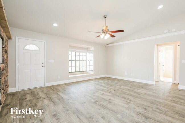 Building Photo - 18206 Dupont Drive
