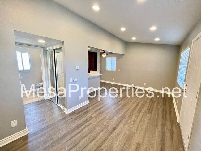 Foto del edificio - 3733 Country Oaks Loop