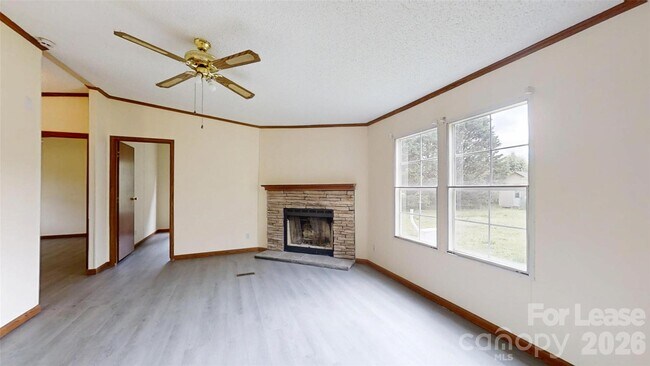Foto del edificio - 7141 Lingerfelt Rd