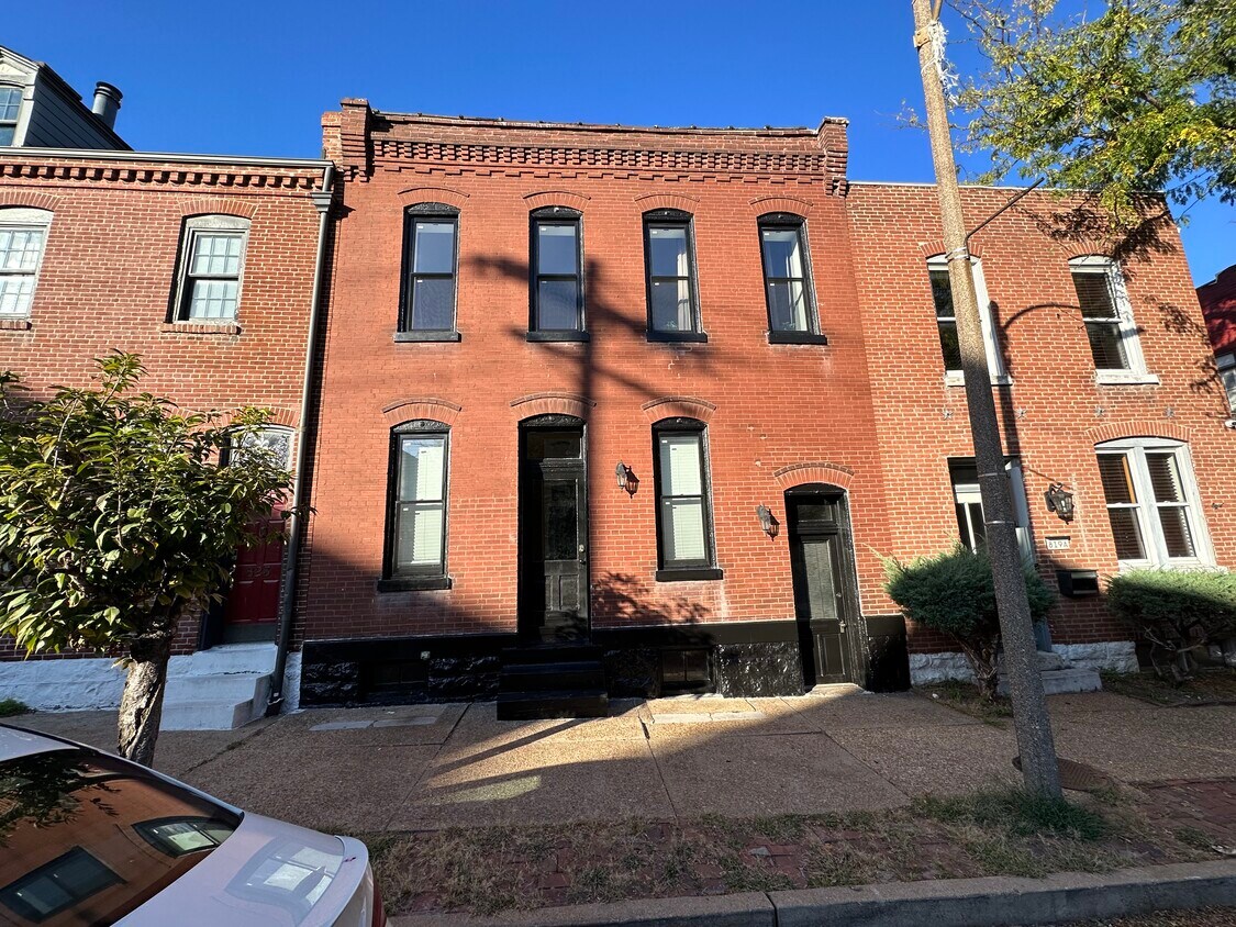 Foto principal - 821 Allen Ave