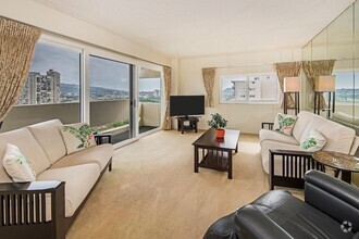 Building Photo - 2085 Ala Wai Blvd