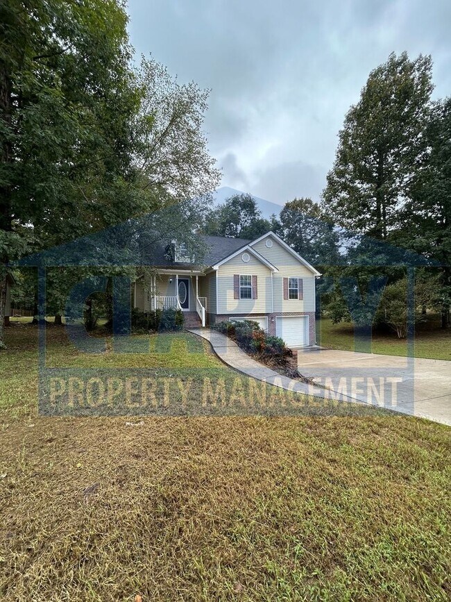 Building Photo - 360 Webb Ln NE