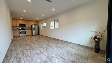 Building Photo - 9137 W Foothill Blvd