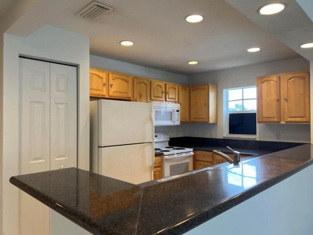 Building Photo - 12415 Peconic Ct