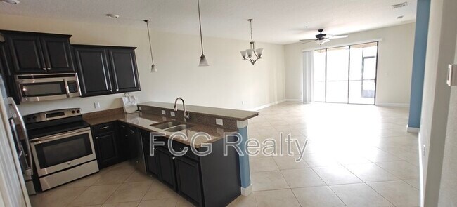 Building Photo - 1239 Long Cove Loop