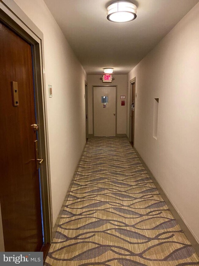 Foto del edificio - 1425 4th St SW