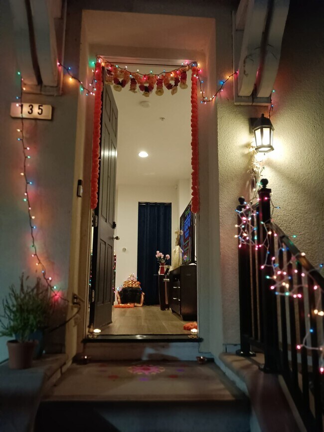 Foto del edificio - 135 Parc Place Dr