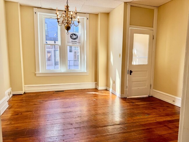 Foto del edificio - 560 Manor St