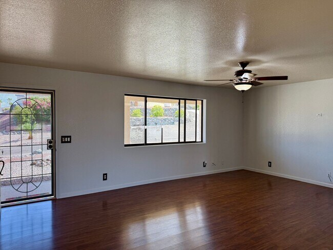 Foto del edificio - Longterm - Unfurnished - Available now - P...