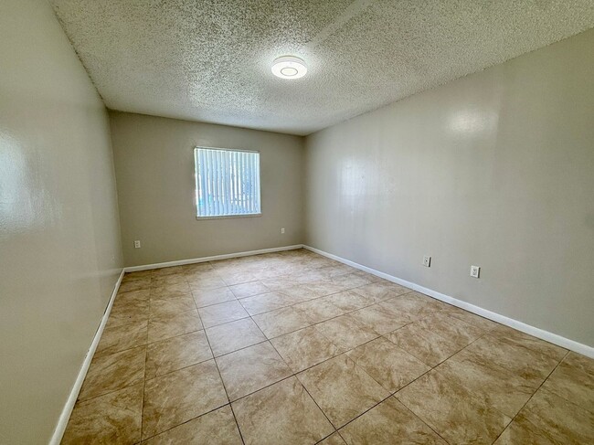 Foto del edificio - 4115 S Semoran Blvd