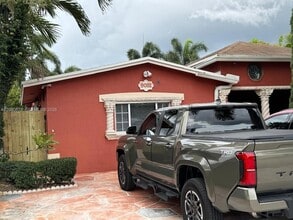 Building Photo - 9051 NW 18th Ct