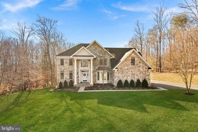 Building Photo - 8138 Rondelay Ln