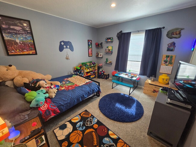 Building Photo - 4017 State Hwy 284