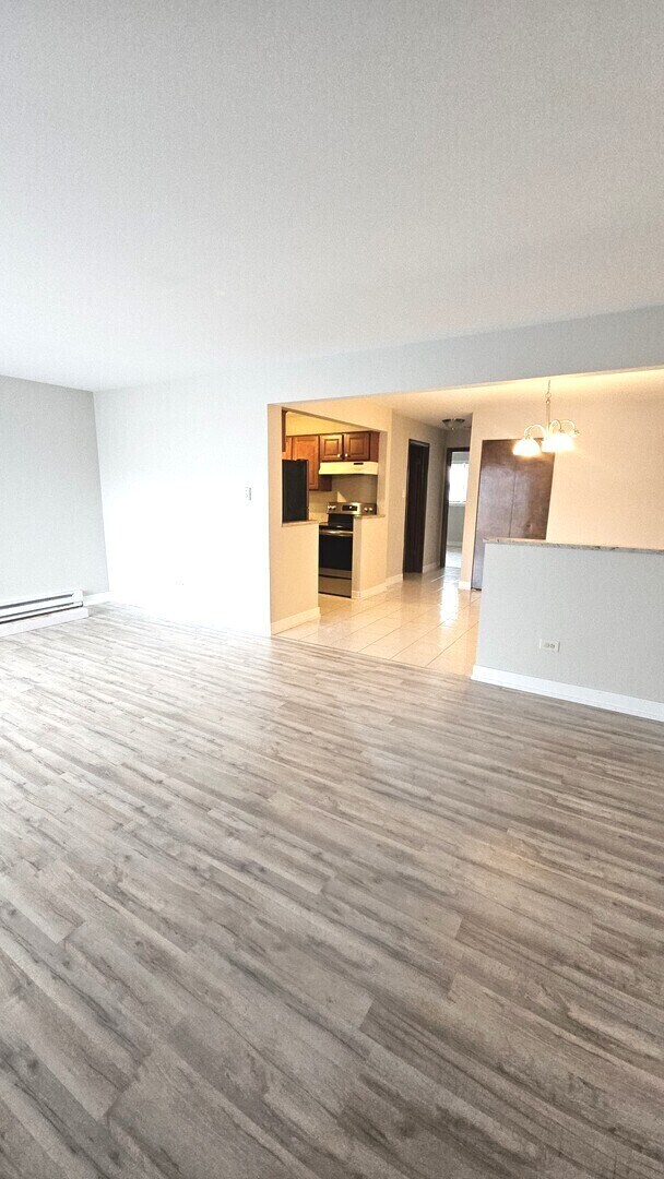 Foto del edificio - 7540 W 111th St