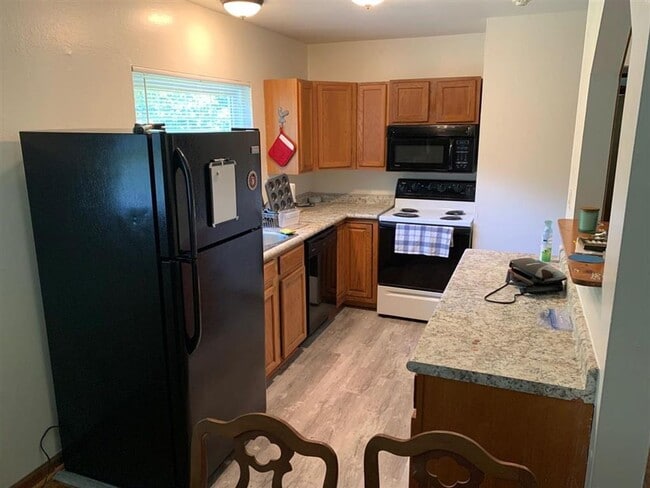 Photo - 1805 Mayhew St Apartment